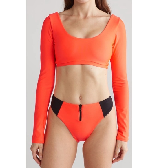 Maaji Fire Besti Mimmi Reversible Swim Top - Picture 2 of 6